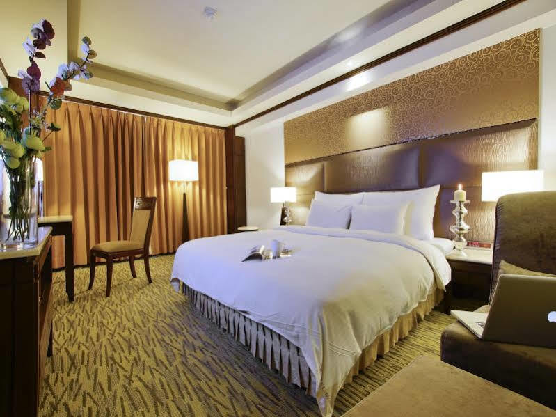 Hotel Dion Tchaj-čung Exteriér fotografie